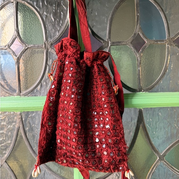 None Handbags - Vintage Sequin and Shell Embellished Women's Purse